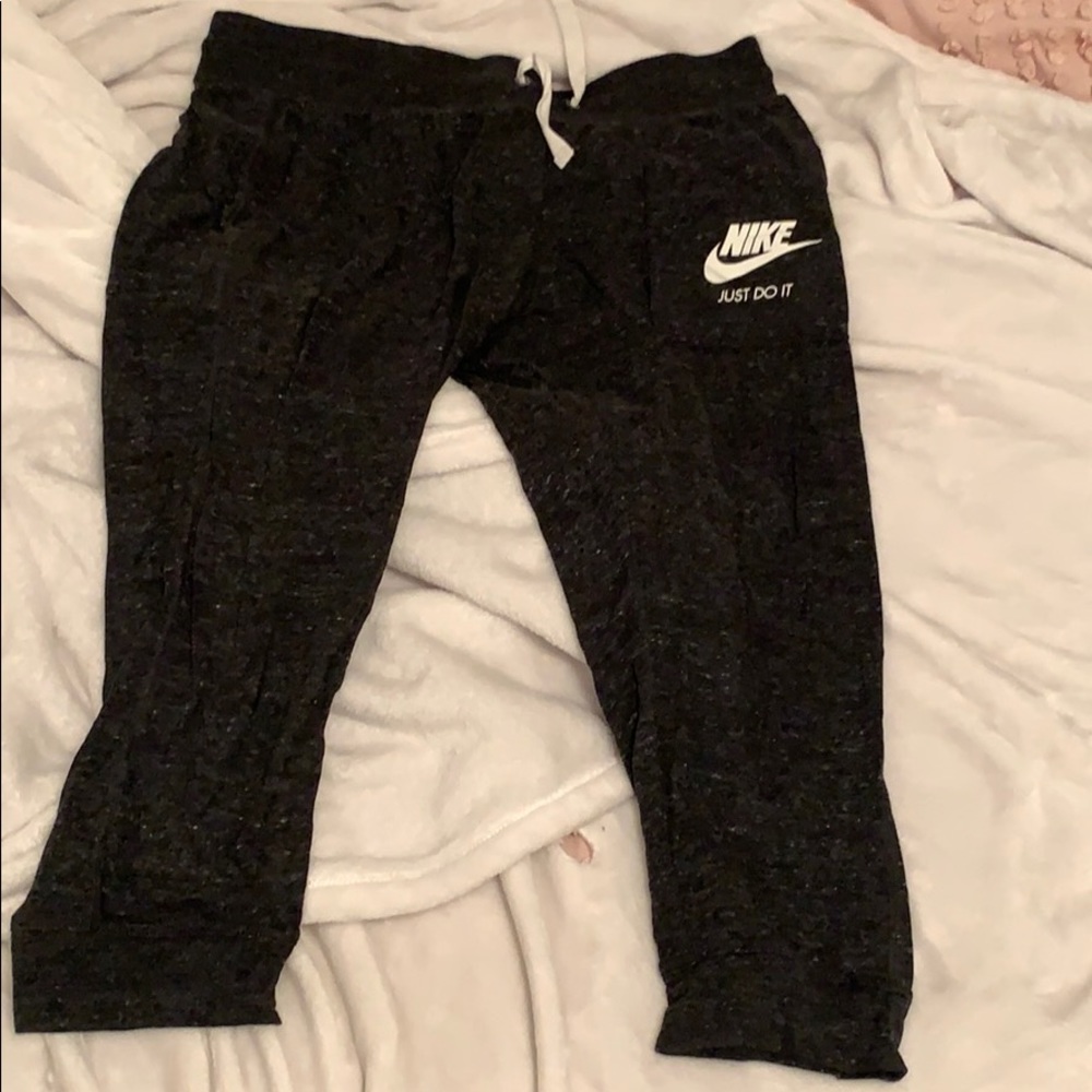 cropped Nike sweatpants